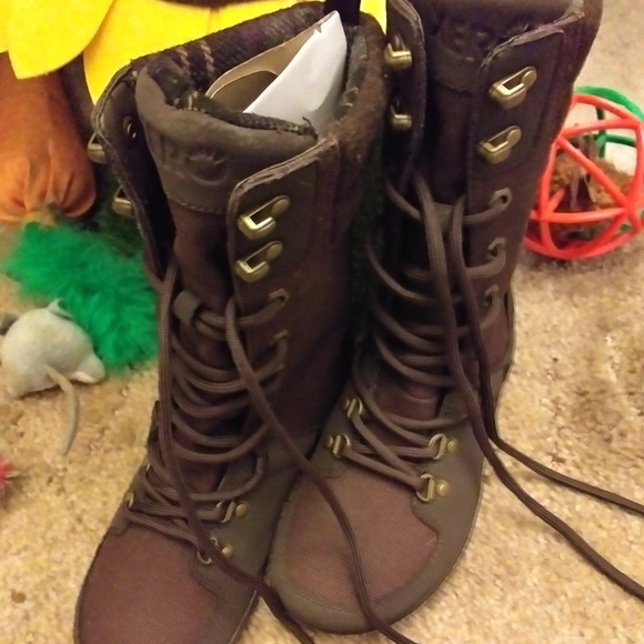 Xero Shoes - Xero winter-friendly boot